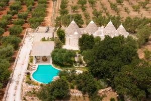 Trulli Petrantiqua con piscina