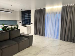 Апартаменти з власним двором