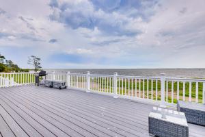 Private Beach & Deck: Bayfront Home in Hayes!