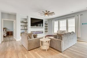 Private Beach & Deck: Bayfront Home in Hayes!