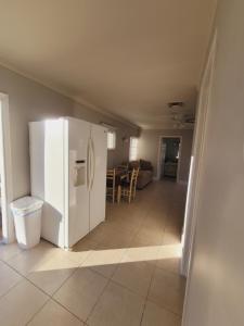 Cottage on Walking Distance To Nokomis Beach