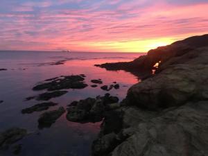 Sea view Fraser Cottage 2BDR - Great Location