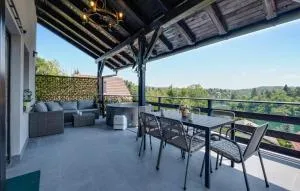 River Green House - Mračin