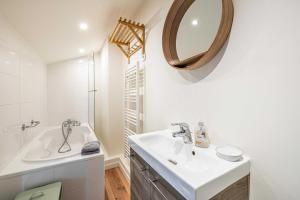 Charming apartment heart of Suquet neighborhood