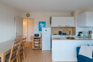 Charming apartment with parking near Place Morny