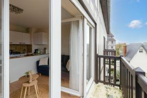 Charming apartment with parking near Place Morny