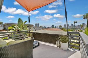 The Downtown Carriage Flat