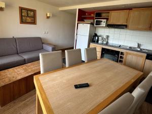 Appartement skis aux pieds, 6 pers, piscine, bien-être, Belle Plagne - FR-1-181-2810