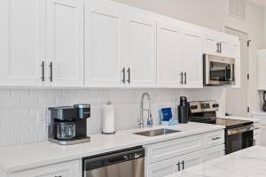 The Corbin 1305 - The Columbia