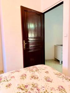 Bel appartement Au centre ville, internet Fibre, Netflix, canal plus, chaƮnes internationales