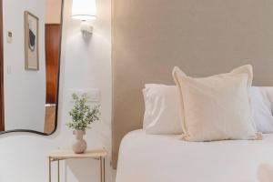 ISG apartments Puerta Jerez Sevilla 01