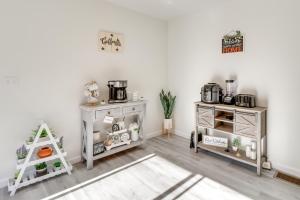 3 Mi to Kalahari Pocono Summit Home with Pool Table