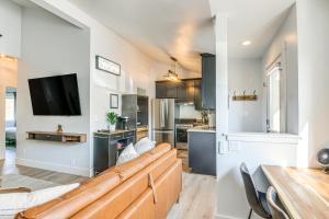 Steps to Lake Pagosa! Remodeled Home with Sleds