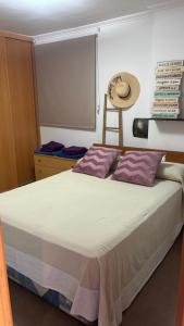 Garbí Beachfront Apartament - Primera línea con vistas al Mar Mediterraneo