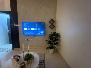 شقة انيقة غرفة وصالة بدخول ذاتي