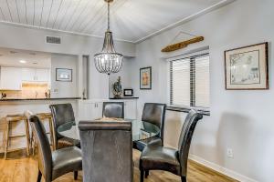 Forest Beach Villas 101