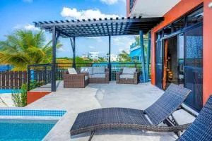 Castillo Hunab Ku - Orange Walk