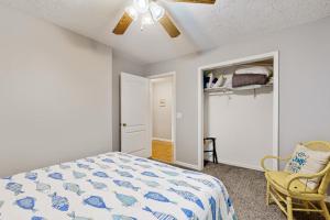 Dog-Friendly, Bright Cabin with Deck!