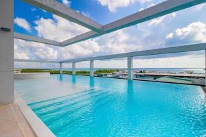 Ceren Luxury Apartments # 203a