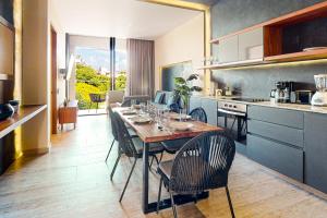 Ceren Luxury Apartments # 203a