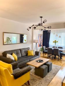 AJ Luxe Residence