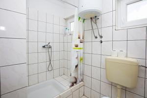 Apartments with parking space Pirovac, Sibenik - 13263