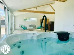 Maison spacieuse avec spa et sauna, proche centre-ville, plages et sites touristiques de Vendée - FR-1-426-558 - 永河畔拉罗什