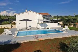 Family friendly house with a swimming pool Visnjan, Central Istria - Sredisnja Istra - 22837 - Farini
