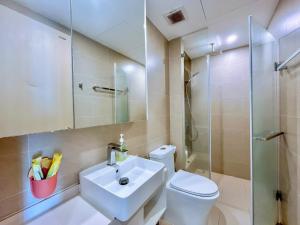 Căn Hộ 3 Phòng Ngủ (Three-Bedroom Apartment)