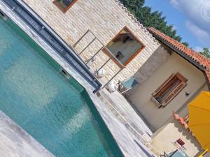 Domaine de Prandière: Maison individuelle avec confort exceptionnel - FR-1-496-297