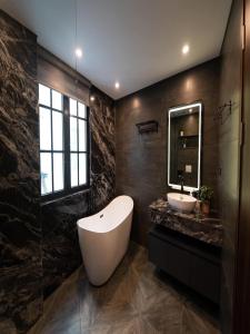 Chuỗi Villa 5 Ngủ Sun Ferria - Trung Tâm Bãi Cháy - Bể bơi riêng - sát biển