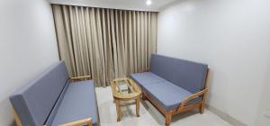 Minimalism 2-floor apartment