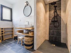 Ancienne étable rénovée avec cour privative, proche de Nantes et St Nazaire, idéale familles et pro - FR-1-306-1281