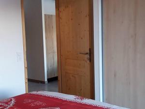 Appartement spacieux 42m², 1 chambre, balcon, centre station St Jean dAulps - FR-1-573-131