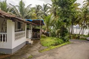 Chandrakant house River View Studio for 3 on Talpona - Poinguinim