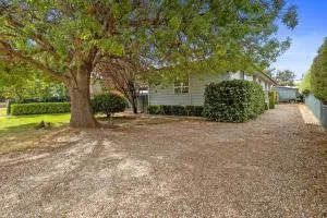 80 LaRonde Carrickalinga - Wattle Flat