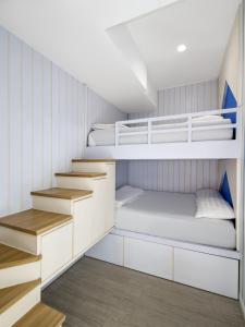 RARE !!! - 2BR ANDERSON Highest Floor 37 - City View