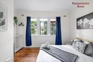 Stylish Double Room - Seconds to Transport & Shops - Shared Bathroom - Killara