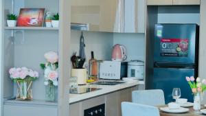 May Homes - Masterise Centre Point