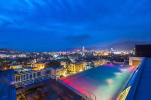 Kana Triple L Hotel Phuket普吉岛卡娜3L酒店