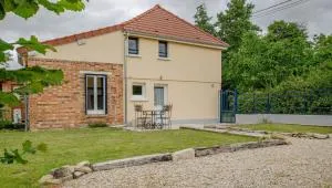 Les volets bleus & les p'tits cailloux - Amance