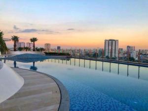 Genius SaiGon - Sunrise City View D7