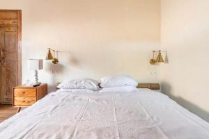 Villa Pisces - 2 Bedrooms Villa with Private Pool at Kerobokan