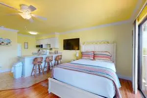 Beachfront II 202 - Сигроув-Бич