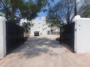 Jubilee Lofts by Quinta las Fuentes Peña de Bernal