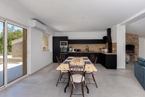Appartements SmartStay Mas Les Cedres - Proche Isle-sur-la-Sorgue : photos des chambres