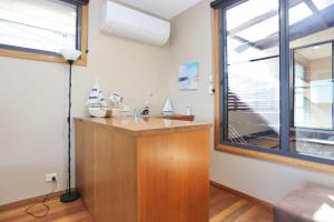 Expansive Myall River Views