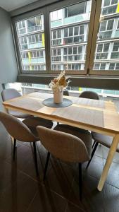 Cosy 2BRs Apartment on Balfours Free WI-FI