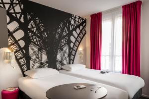 Standard Twin Room room in ibis Styles Paris Eiffel Cambronne