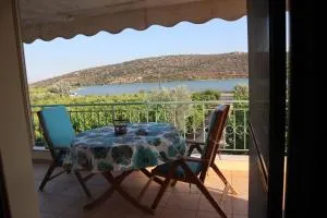 MYRTO VIVARI - 维瓦里